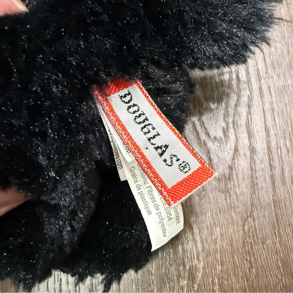 Douglas cuddle toys black bear stuffed animal - Picture 3 of 8